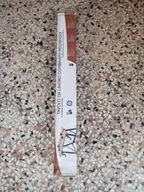 Tavolo lavoro regolabile in alto e in orizzontale