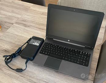 Workstation 15" pollici zbook hp