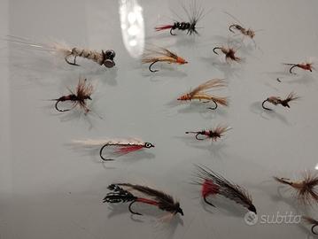 pesca a mosca , galleggianti e affondanti