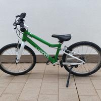 Bici bambino bambina Woom 4 20" MTB leggerissima