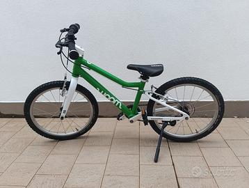 Bici bambino bambina Woom 4 20" MTB leggerissima