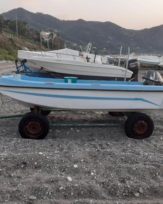 Trimarano, 3,60m 15cv