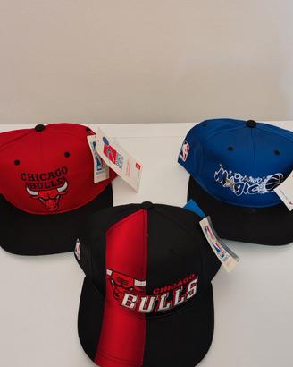 Berretti NBA e Football nuovi con etichetta! 