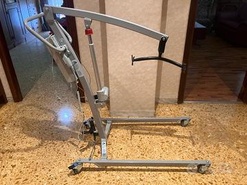 Sollevamalati idraulico Muevo per disabili e anzia