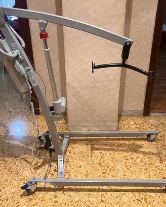 Sollevamalati idraulico Muevo per disabili e anzia