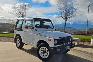 suzuki samurai 
