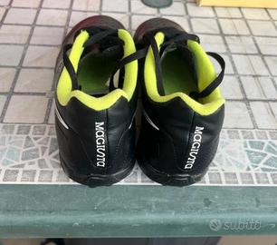 Scarpe calcetto Nike numero 39