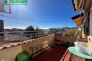 CASA SEMINDIPENDENTE A CASTELNUOVO MAGRA