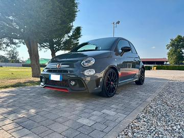 Abarth 695 XSR yamaha limited edition