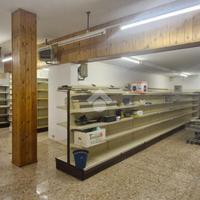 NEGOZIO A SUSEGANA