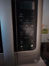 Microonde Whirlpool compact