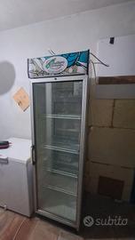 vetrina frigo professionale