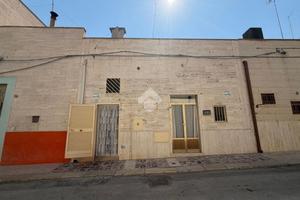 4 LOCALI A CERIGNOLA