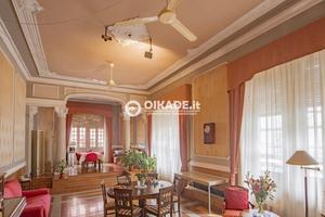 CAGLIARI -Prestigioso attico in via SONNINO