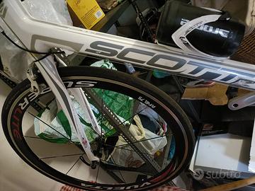 bici da corsa SCOTT CR1 