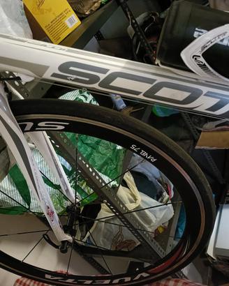bici da corsa SCOTT CR1 