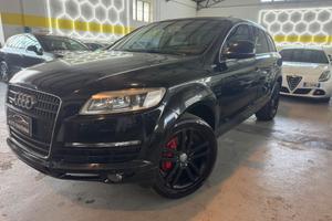 Audi Q7 3.0 V6 TDI 233CV quattro tiptronic