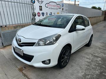 Toyota Yaris 1.4 D-4D 5 porte Lounge