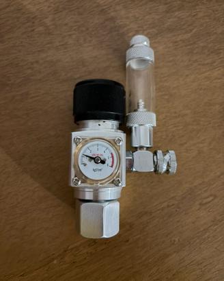 Aqpet riduttore di co2 per bombole ricaricabili