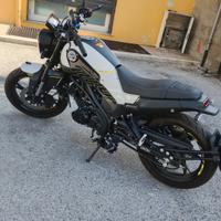  BENELLI LEONCINO 125 CC NUOVISSIMA SOLO 1000KM 