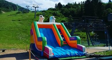 Scivolo gonfiabile 5 x 8 x 6 mt