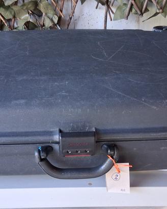 Valigia rigida grande Samsonite modello Oyster 