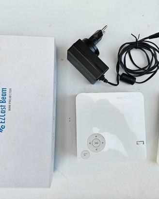 Proiettore mini DLP 300 lumen