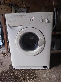 lavatrice indesit w63 meccanica  6 kg