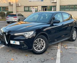 Alfa Romeo Stelvio 2.2 Turbodiesel 160 CV AT8 RWD 