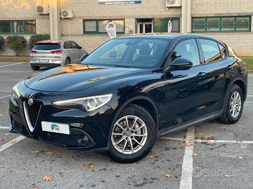 Alfa Romeo Stelvio 2.2 Turbodiesel 160 CV AT8 RWD 