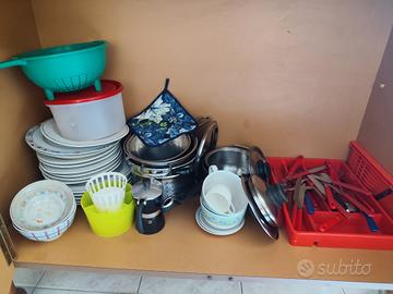 stoviglie/piatti/posate/ciotole