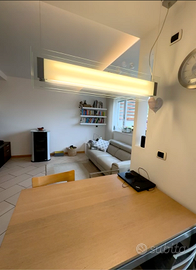 Lampadario da soffitto con inserti di vetro