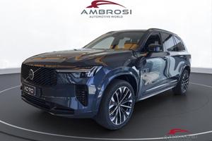 VOLVO XC90 T8 AWD Plug-in hybrid Elettrica/Benzi
