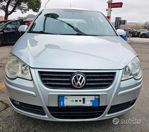 Volkswagen Polo 1.4 benzina/metano 57KW neopatenta