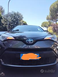 Toyota CHR 2021.