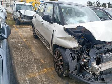Fiat 500L 1.4 GPL sinistrata incidentata