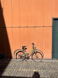 Biciletta d’epoca universal donna