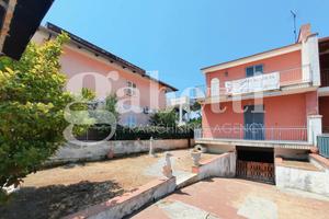 Villa bifamiliare Giugliano in Campania (Varcaturo