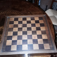 Dama in legno