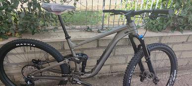 MTB GIANT TRANCE X1 promo