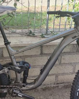MTB GIANT TRANCE X1 promo