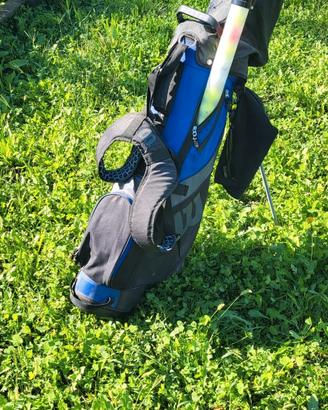Attrezzatura sacca e mazze da golf