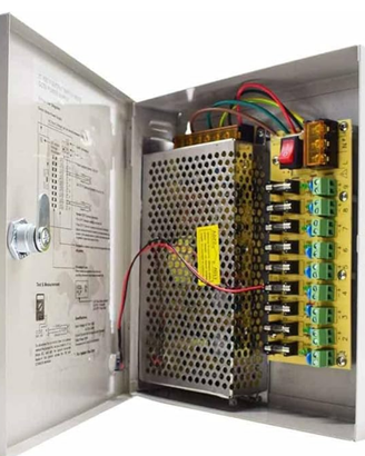 Alimentatore stabilizzato  telecamere 9 uscite
