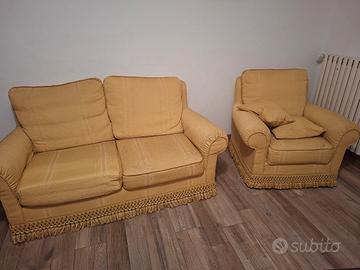 set divani 2 posti piu poltrona