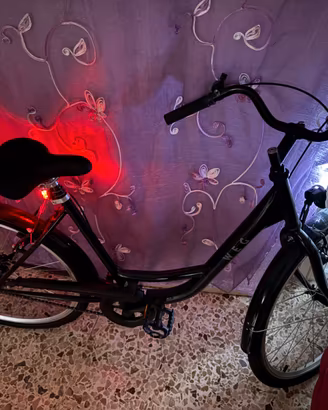 Bici donna mai usata nuovissima 150 euro