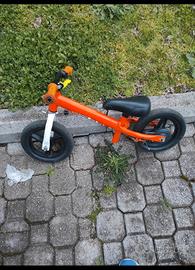 bicicletta senza pedali per bambini