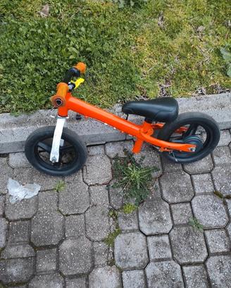 bicicletta senza pedali per bambini