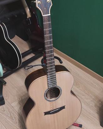 Chitarra Acustica Jumbo di Liuteria stile sj200