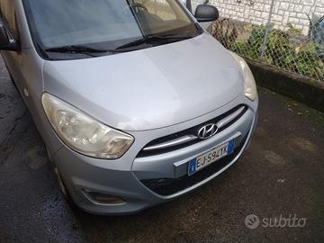 Auto hyundai I10