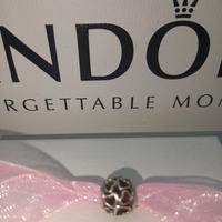 charm Pandora cerise cuori e passione